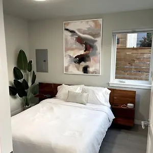  Holiday home Seattle's New Modern Townhouse W/ Private Rooftop